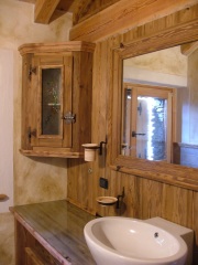 Baita 2 interno: bagno, clicca per ingrandire.