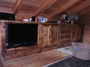 Mobile tv in legno vecchio, clicca per ingrandire.