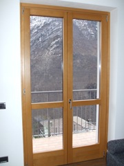 Interno porta finestra in legno_alluminio, clicca per ingrandire.